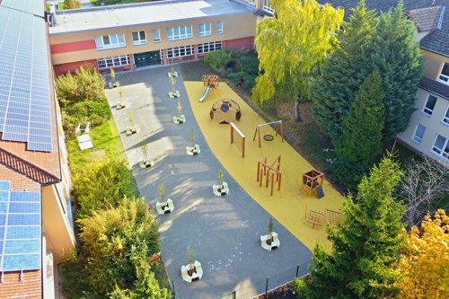 ZŠ Na Valtické - otevřené školní hřiště