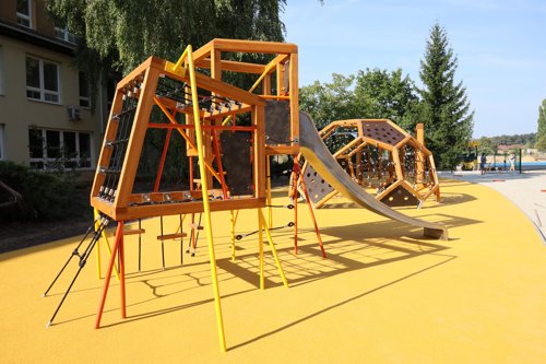 ZŠ Na Valtické - otevřené školní hřiště